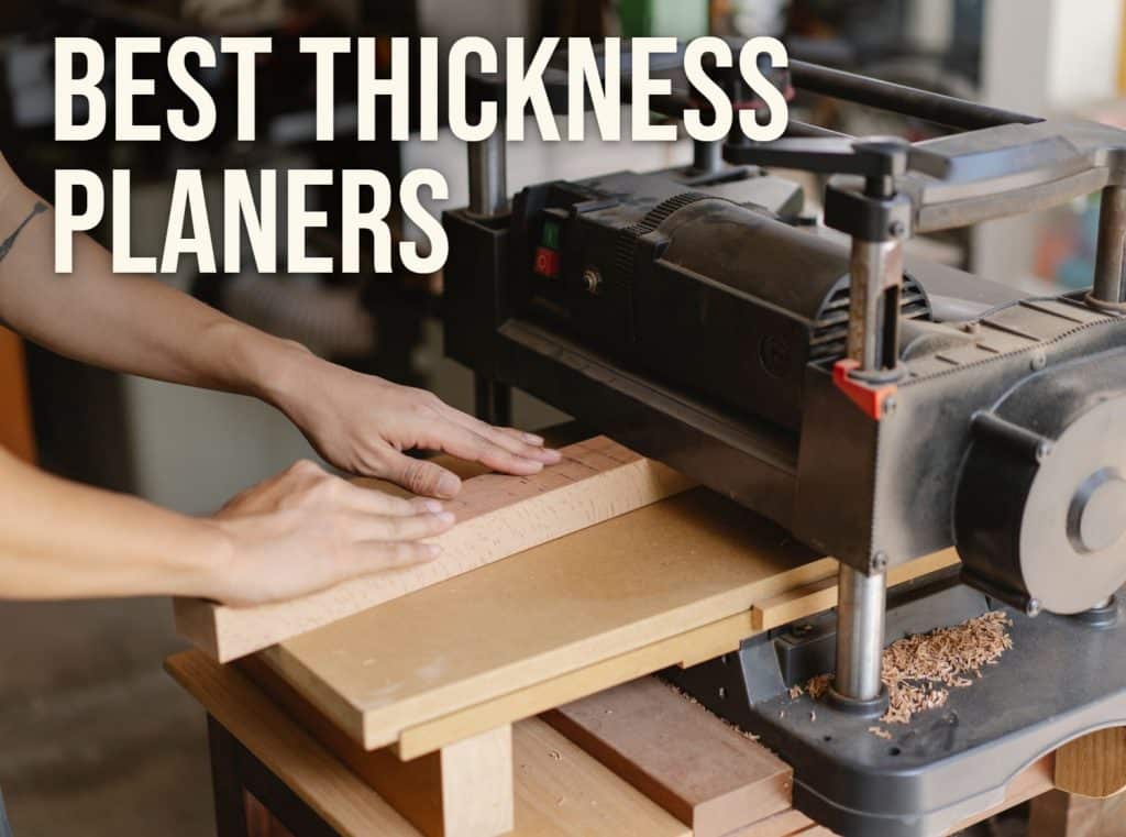 Best thickness planer: feeding a board into a benchtop planer